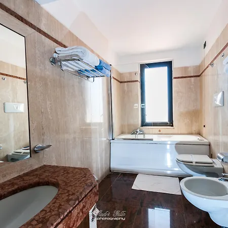 埃克拜伦酒店 酒店 帕尔米