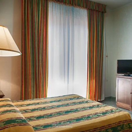 埃克拜伦酒店 4* 帕尔米