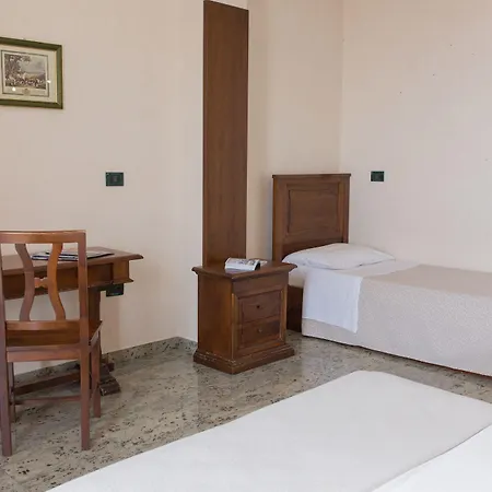 Hotell Arcobaleno Palmi