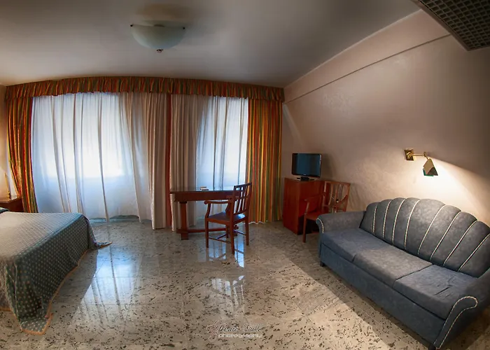 埃克拜伦酒店 帕尔米