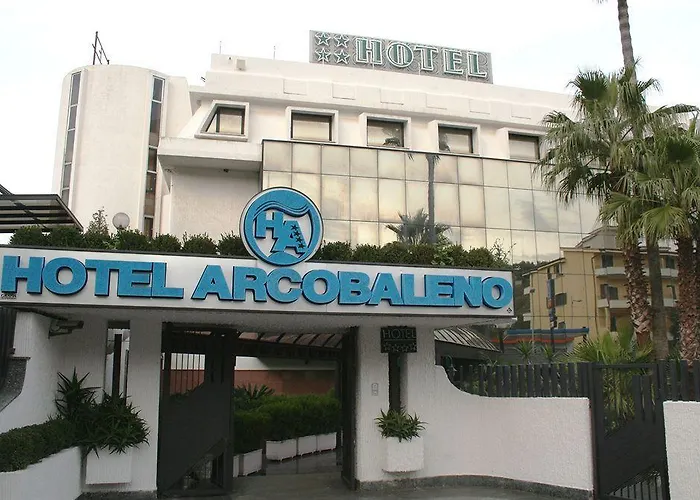 酒店 埃克拜伦酒店 4*