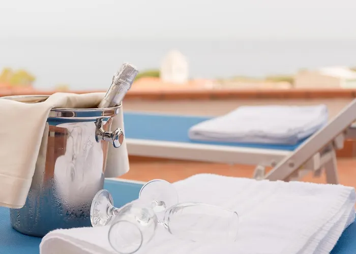 酒店 埃克拜伦酒店 4*